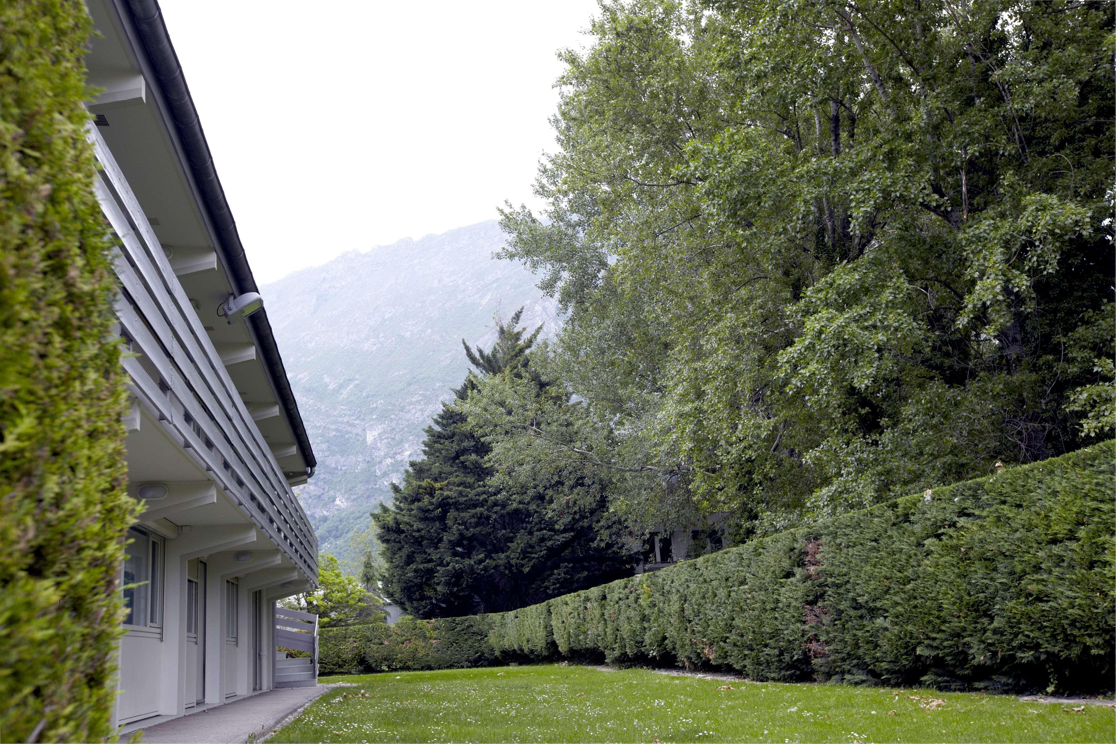 מלון Campanile Grenoble Nord - סנט-אגרב מראה חיצוני תמונה